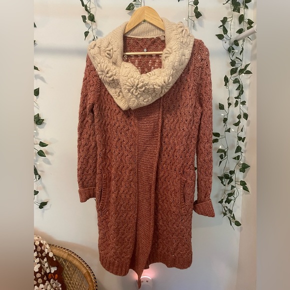 ANTHRO Knitted & Knotted Knit Cardigan Dark Orange - Picture 3 of 9